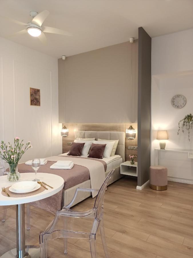 Myfive Apartments คราคูฟ ภายนอก รูปภาพ