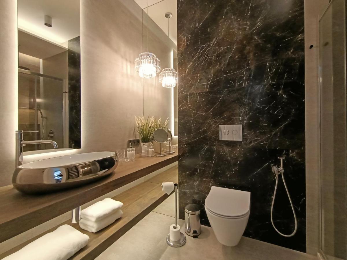 Myfive Apartments คราคูฟ ภายนอก รูปภาพ